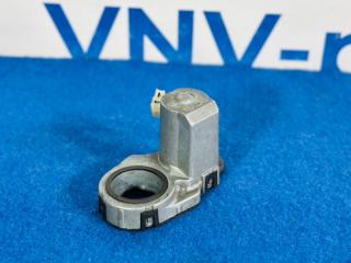 Запчасть моторчик складывания зеркала левый Volkswagen Passat 2013