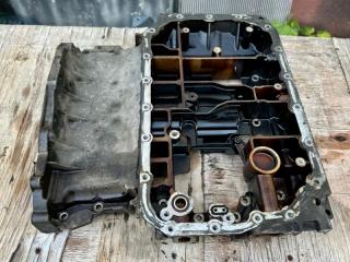 Запчасть поддон двигателя верхняя часть AUDI A7 2011