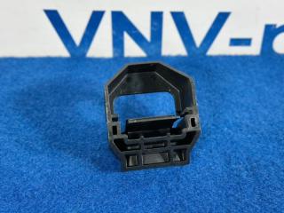 Запчасть кронштейн радиатора правый BMW 3-Series 2008