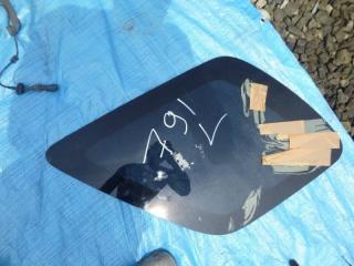 Запчасть стекло собачника левое Ford Escape