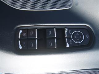 Обшивка двери передняя левая PANAMERA 2010 M48.40