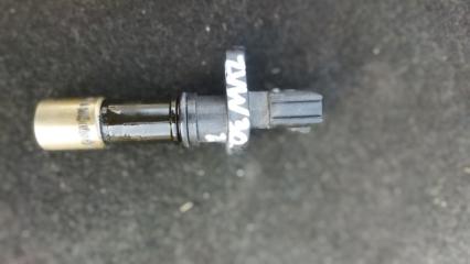 Датчик положения коленчатого вала Toyota Prius ZVW30 9091905070 контрактная