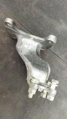 Крепление рулевого редуктора Isuzu Forward FRR35 6HL1