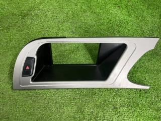 Запчасть рамка магнитолы Audi A4 2009