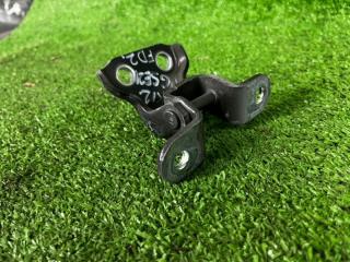 Запчасть петля двери передняя левая Lexus IS350 2012