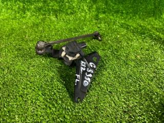 Электронный контроль высоты передний левый Lexus IS350 2012