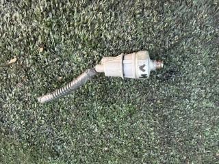 Запчасть датчик давления масла Toyota PRIUS ALPHA 2013