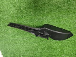 Уголок жабо передний левый Rav4 2020-2022