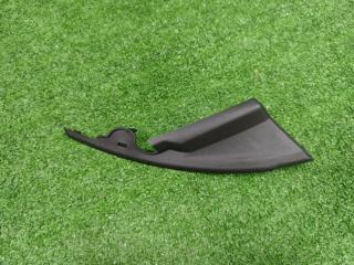 Уголок жабо передний правый Estima 2018-2020