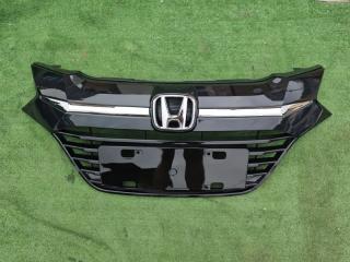 Решетка радиатора передняя Honda Vezel 2013-2018