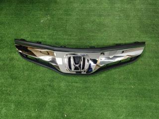 Запчасть решетка радиатора передняя Honda Fit 2012-2015