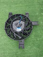 Вентилятор радиатора кондиционера передний Toyota Land Cruiser