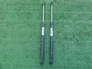 Амортизаторы двери багажника задние Yaris 2020 MXPH10 M15A