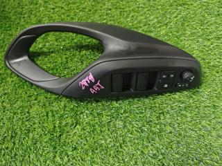 Блок управления стеклоподъемниками передний правый Toyota Yaris MXPH10 M15A