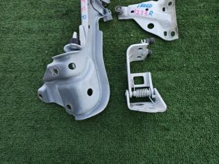 Ролик раздвижной двери правый Honda Freed GB8 LEB-H1