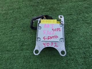 Блок управления airbag Sienta 2016 NSP170G 2NR-FKE Блок управления airbag Sienta 2016 NSP170G 2NR-FKE