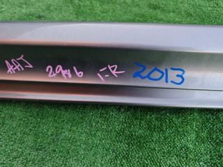 Накладка на порог правая Yaris 2020 MXPH10 M15A