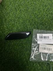 Запчасть крышка форсунки омывателя фар передняя левая Mazda Mazda3 2009-2013 BHB6-51-8H1 новая Крышка форсунки омывателя фар передняя левая Mazda Mazda3 2009-2013 BHB6-51-8H1 новая