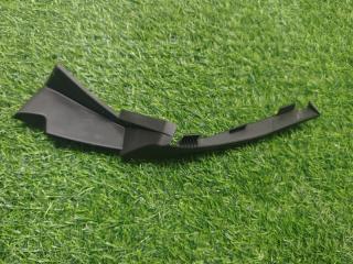 Уголок жабо передний левый Kicks 2016-2023