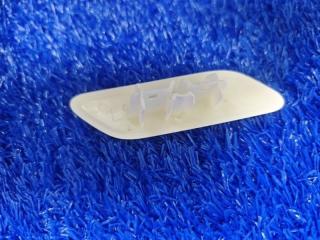 Крышка форсунки омывателя фар передняя левая toyota Prado