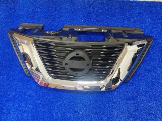 Запчасть решетка радиатора передняя Nissan X-Trail 2017-2020