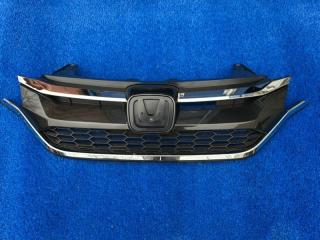 Решетка радиатора передняя Honda CR-V 2015-2016