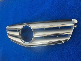 Решетка радиатора Mercedes-Benz C-class Решетка радиатора Mercedes-Benz C-class