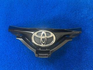 Решетка радиатора передняя Toyota C-HR 2016-2022