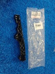 Крепление бампера переднее левое Lexus RX300 52146-48010 новая