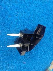 Крепление бампера заднее правое Land Cruiser 2008-2021