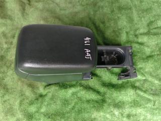 Запчасть подлокотник Subaru Forester