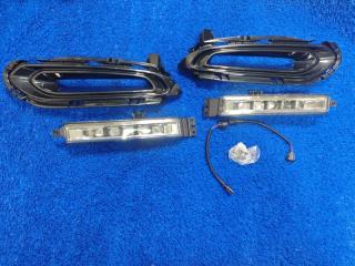 Туманки передние Honda Vezel 2013-2018 RU новая