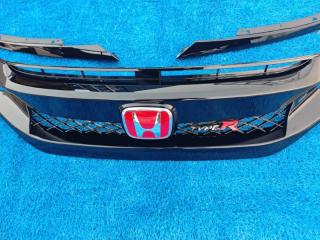 Решетка радиатора передняя Honda Civic