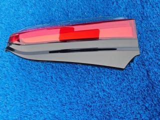 Стоп вставка задний левый Rav4 2020-2024 50