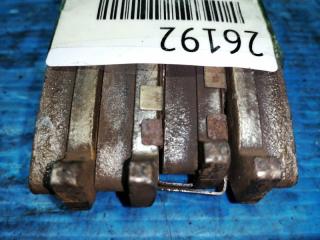 Колодки тормозные задние NISSAN STAGEA WGNC34 RB25DET 3 ракурс
