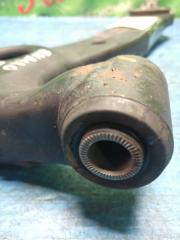 Рычаг правый передний TOYOTA ISIS ZNM10 1ZZ-FE 48068-29235 4 ракурс