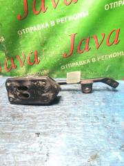 Тяга реактивная левая передняя SUZUKI EVERY DA62V K6A 3 ракурс