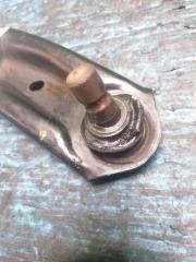 Рычаг правый передний MAZDA DEMIO DE3FS ZJ-VE D65134300B 3 ракурс
