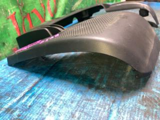 Крышка двс декоративная VOLKSWAGEN GOLF 1K1 AXW 06F 103 925 4 ракурс