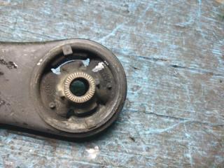 Рычаг правый передний TOYOTA NOAH AZR60 1AZ-FSE 48068-29235 3 ракурс
