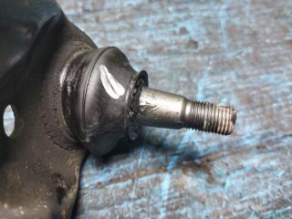 Рычаг правый передний TOYOTA AQUA NHP10 1NZ-FXE 48068-59145 5 ракурс