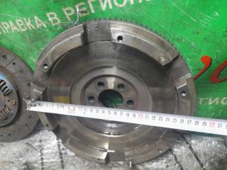 Маховик передний MAZDA BONGO BRAWNY SKE6V FE-E 2 ракурс Маховик передний MAZDA BONGO BRAWNY SKE6V FE-E 2 ракурс