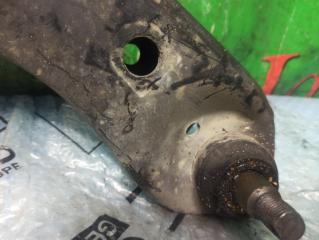 Рычаг правый передний TOYOTA ISIS ZNM10 1ZZ-FE 48068-29235 3 ракурс