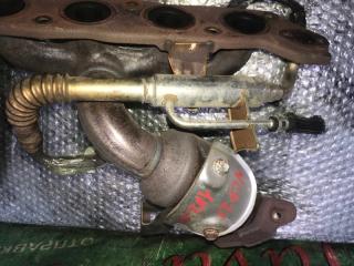 Коллектор выпускной TOYOTA RACTIS NCP125 1NZ-FE 5 ракурс