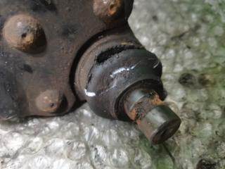 Рычаг правый передний MAZDA VERISA DC5W ZY-VE D350-34-300D 2 ракурс