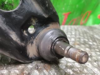 Рычаг правый передний TOYOTA RACTIS SCP100 2SZ-FE 48068-59135 2 ракурс