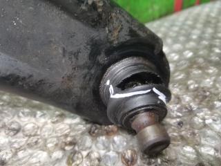 Рычаг правый передний NISSAN NOTE E11 HR15DE 54500-AX00E 3 ракурс