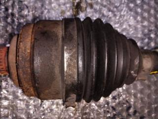 Привод левый передний NISSAN SERENA C25 MR20DE 39101EN000 3 ракурс