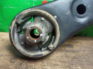 Рычаг правый передний TOYOTA VOXY AZR60 1AZ-FSE 48068-29235 3 ракурс