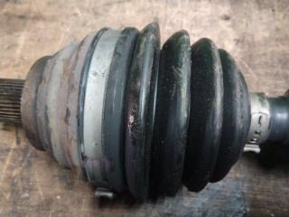 Привод правый передний VOLKSWAGEN BEETLE 5C1 CBZ 3 ракурс Привод правый передний VOLKSWAGEN BEETLE 5C1 CBZ 3 ракурс